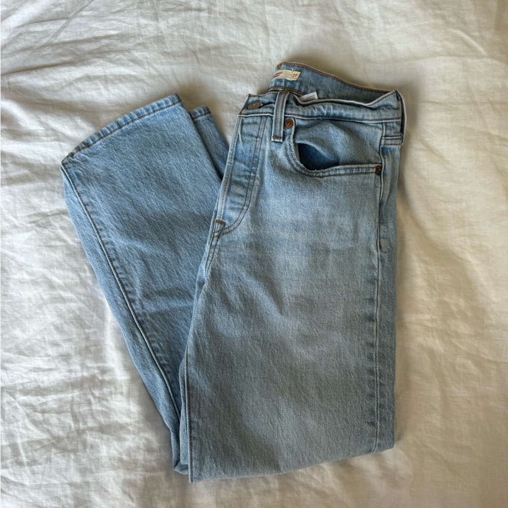 Levi’s Wedgie Straight